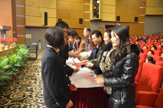 说明: /2013第二学期开学典礼.files/image008.jpg